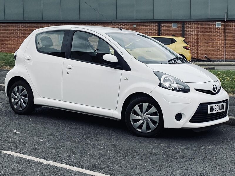 TOYOTA AYGO