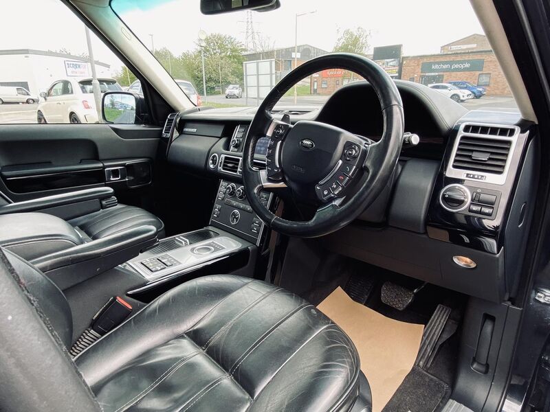 LAND ROVER RANGE ROVER