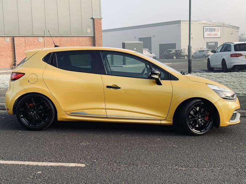RENAULT CLIO