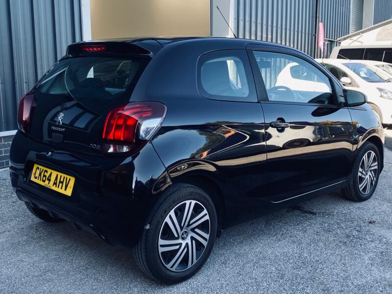 PEUGEOT 108