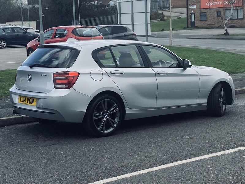 BMW 1 SERIES