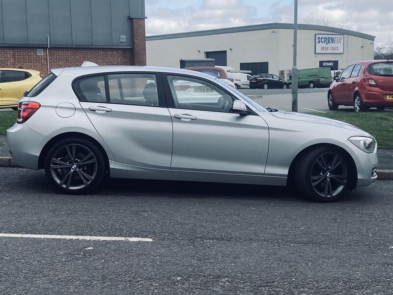 BMW 1 SERIES