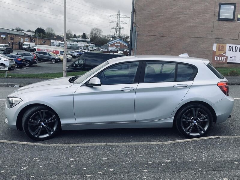 BMW 1 SERIES