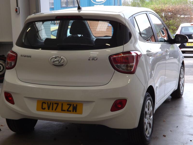 HYUNDAI I10