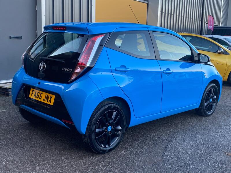 TOYOTA AYGO
