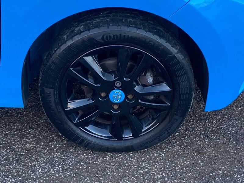 TOYOTA AYGO