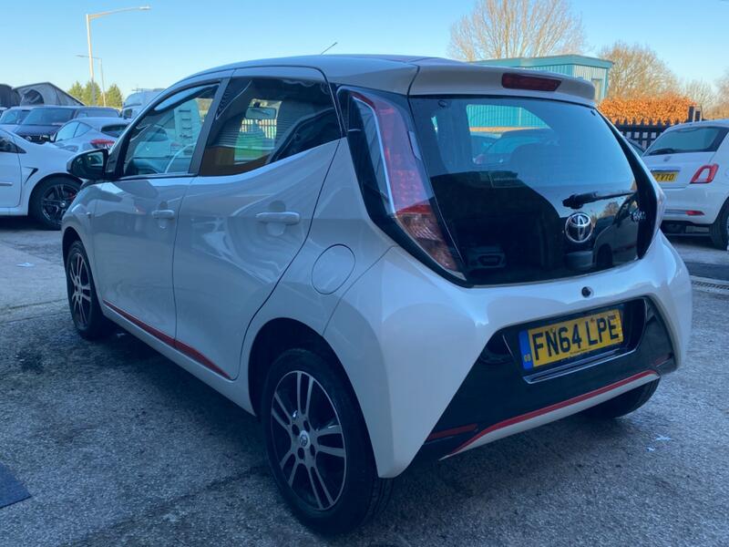 TOYOTA AYGO