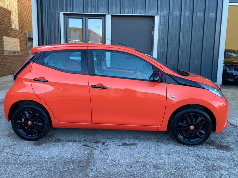 TOYOTA AYGO