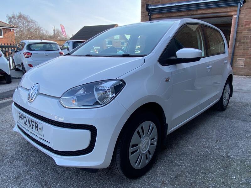 VOLKSWAGEN UP