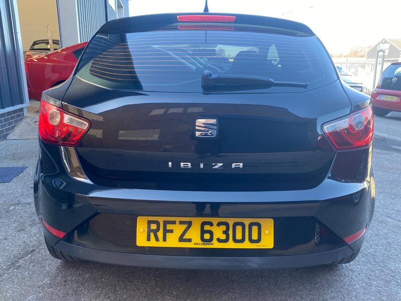 SEAT IBIZA