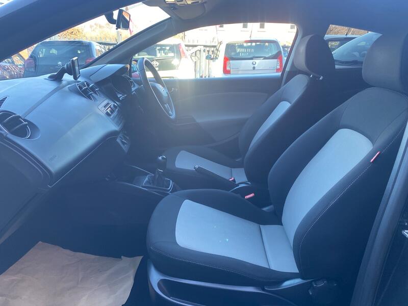 SEAT IBIZA