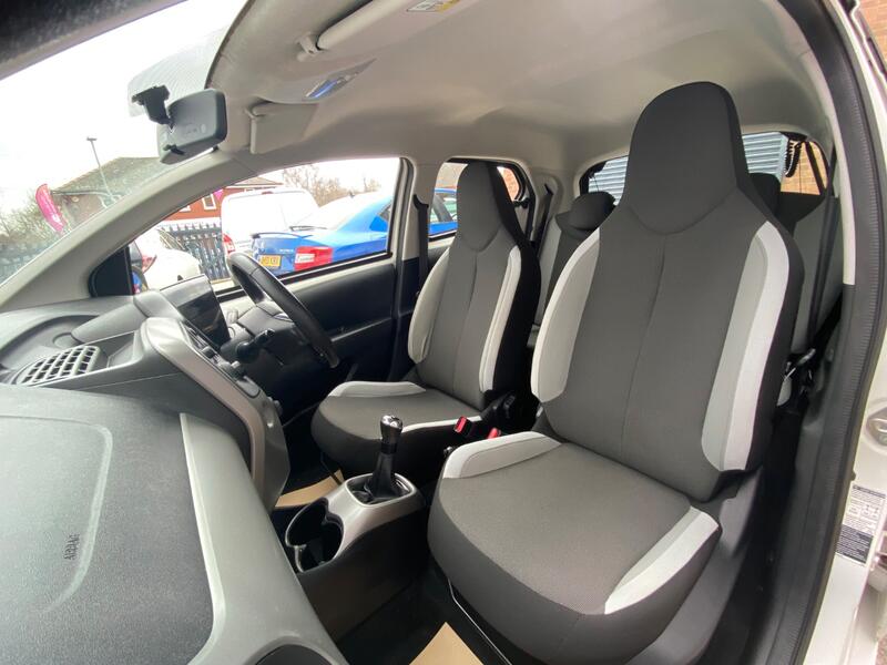 TOYOTA AYGO