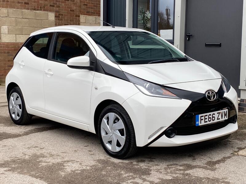 TOYOTA AYGO