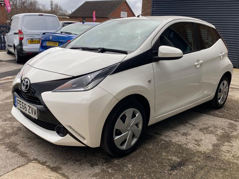 TOYOTA AYGO