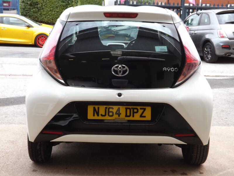 TOYOTA AYGO