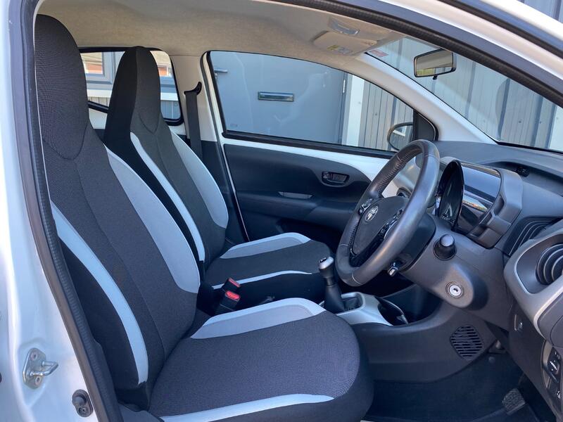TOYOTA AYGO