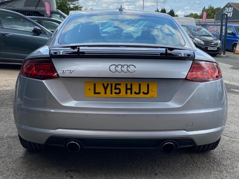 AUDI TT